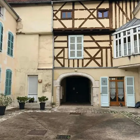 Plein De Charme - Centre *